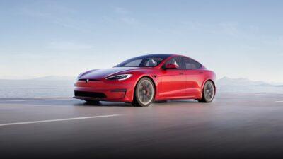 tesla plaid