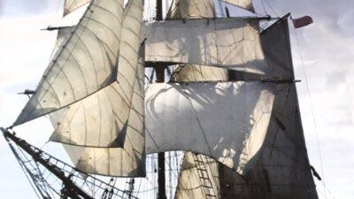 barca a vela elettrica