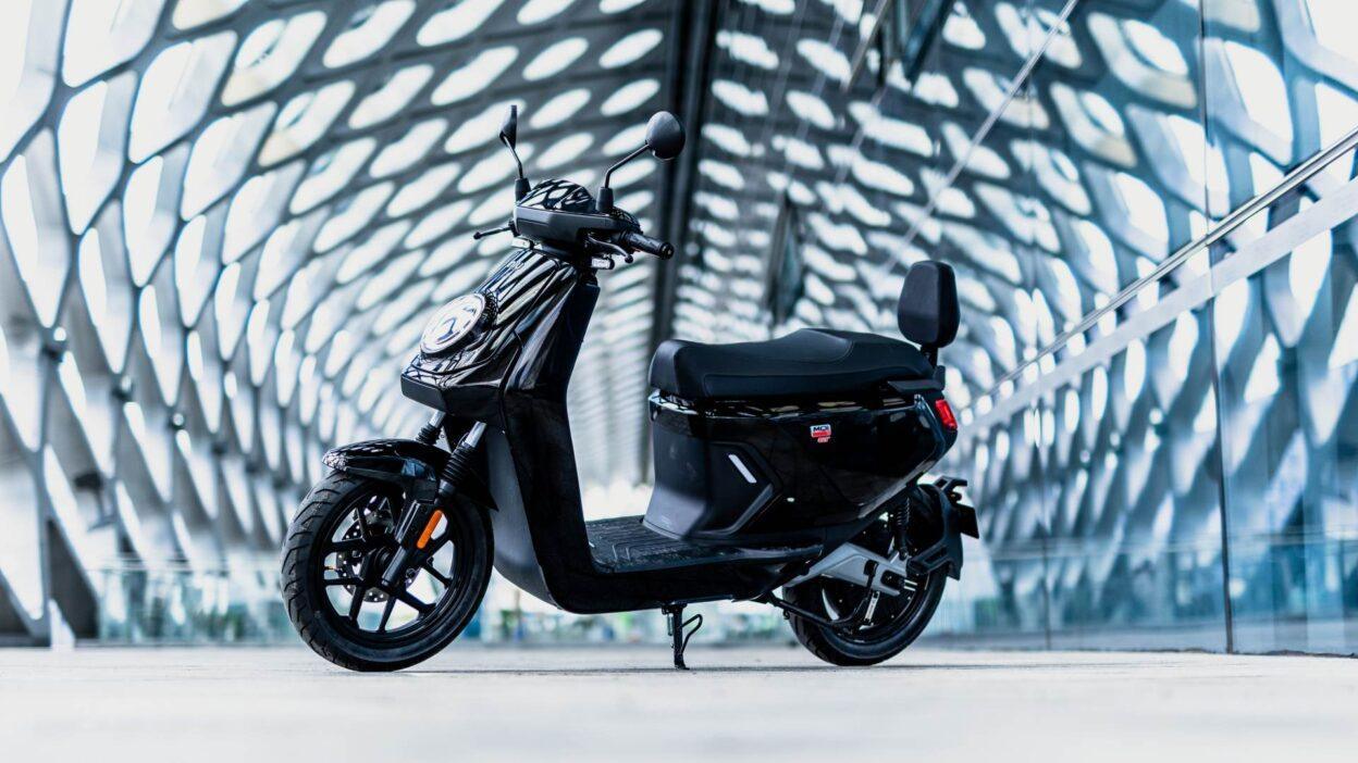 Niu Mqi GT