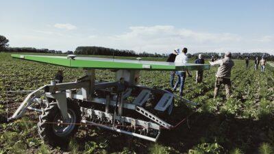 Robot agricolo autonomo e solare