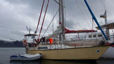 barca a vela elettrica