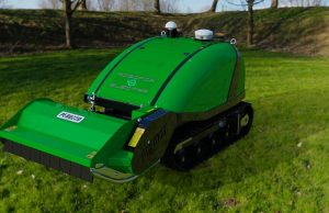 robot verde agricolo