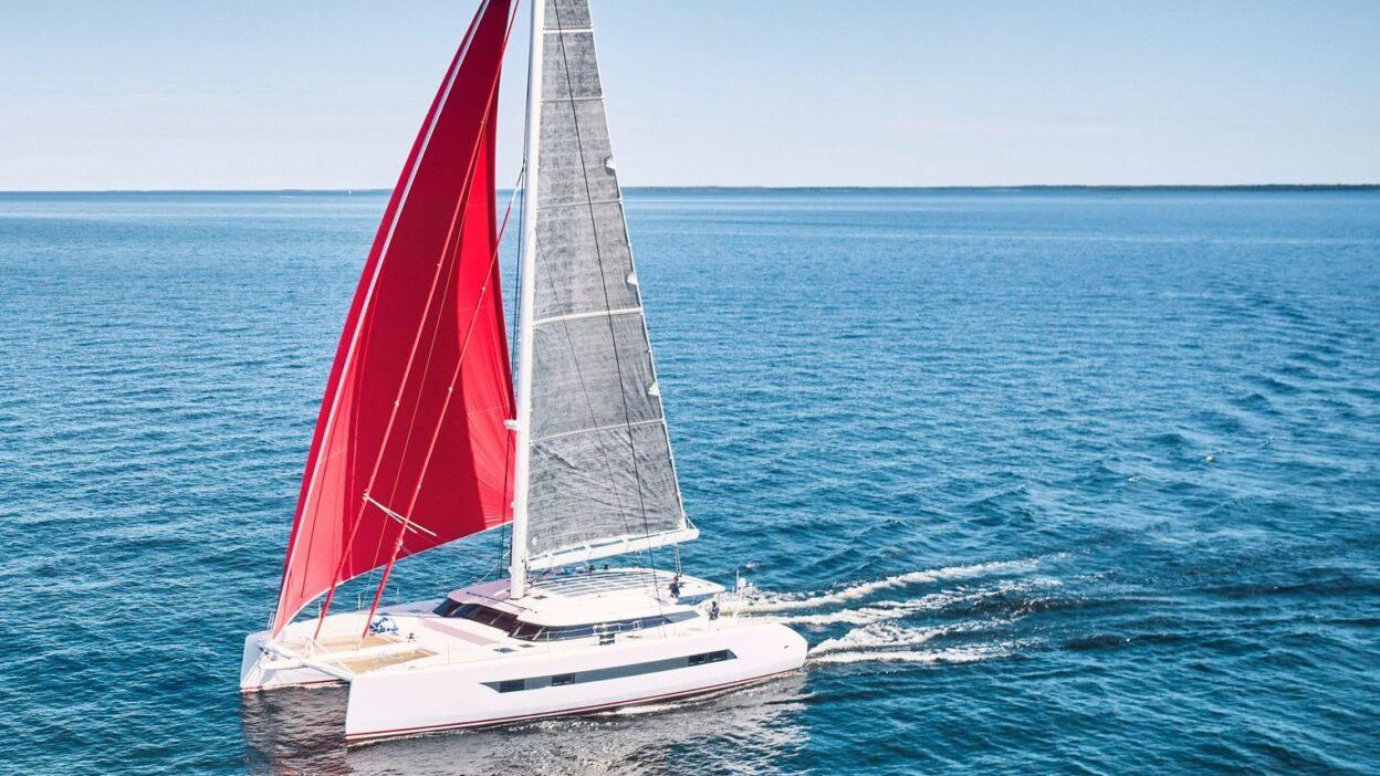 catamarano elettrico