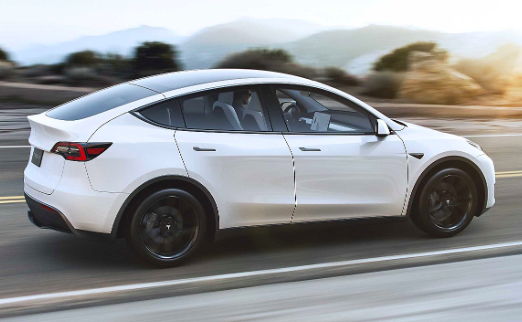 E la Tesla Model Y