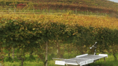 robot agricolo solare