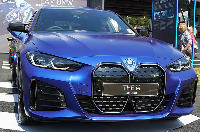 BMW i4