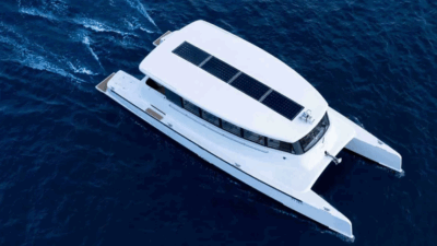 catamarano solare