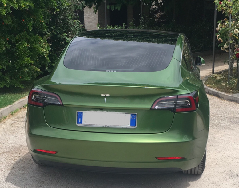 la mia Tesla green