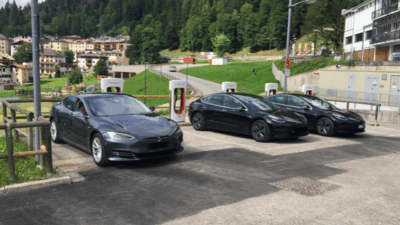 contro l'auto elettrica