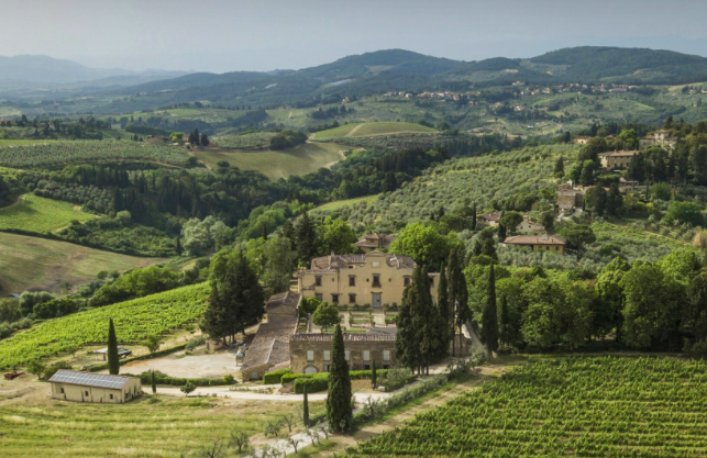 ricariche e fotovoltaico per Antinori