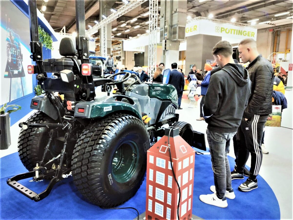 trattore elettrico