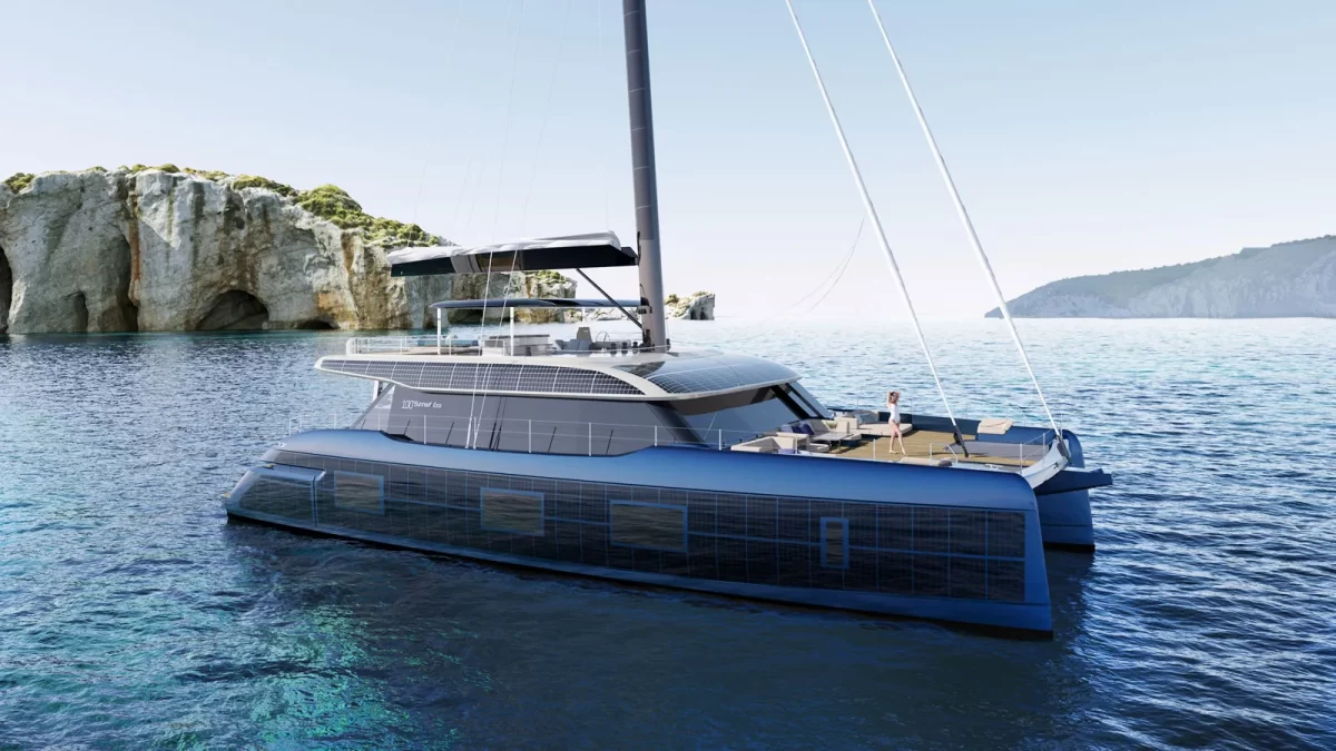 Sunreef100Eco: catamarano a vela con 242 metri di fotovoltaico