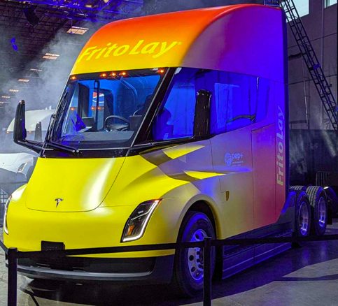 prime consegne del tesla semi