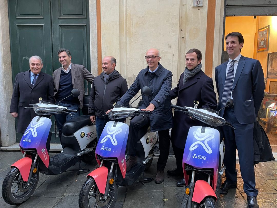 genova scooter