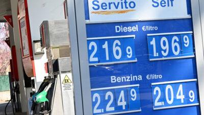 La riforma fiscale che si vuole attuare penalizza il carburante da fonte fossile