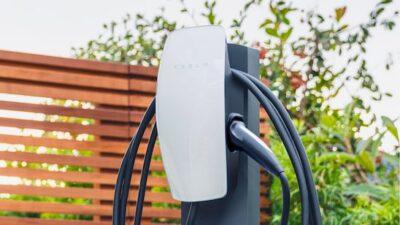 Tesla Wall Connector
