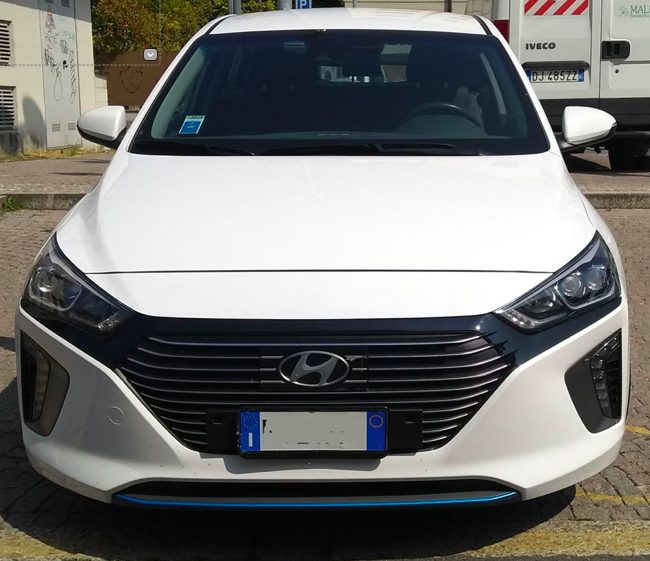 HYUNDAI IONIQ PHEV STYLE