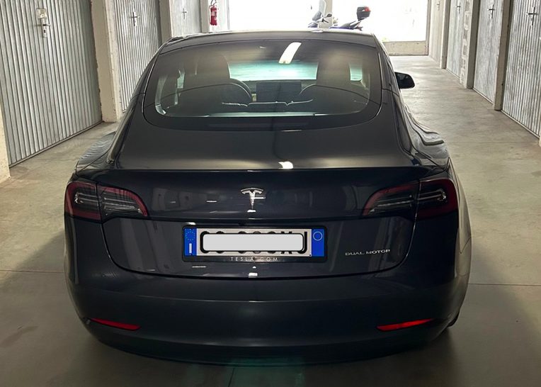 Tesla Model 3 Long Range