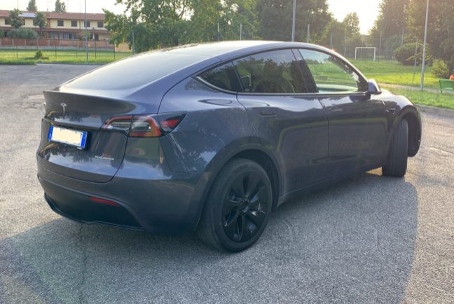 Tesla Model Y Dual Motor