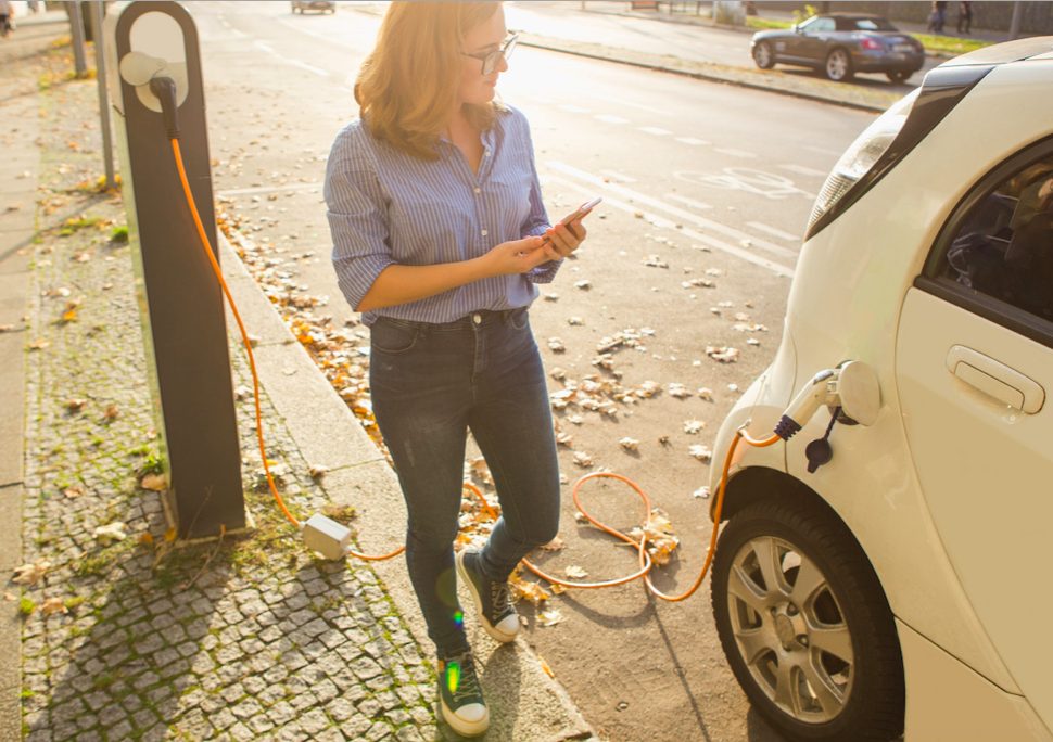 Ridicolo pensare di guidare elettrico oggi