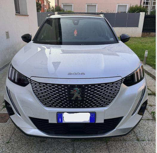 peugeot e2008