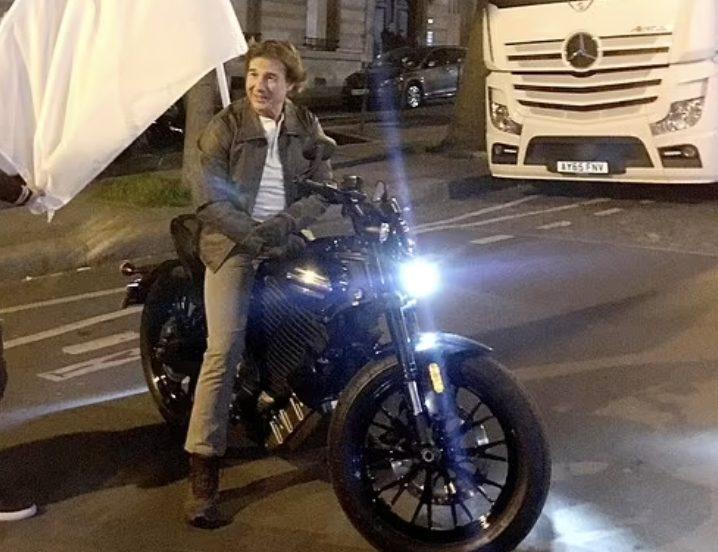 tom cruise