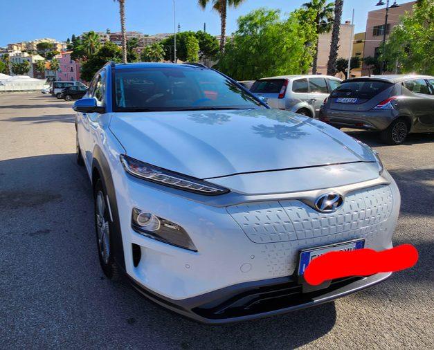 Hyundai Kona EV 64kWh 