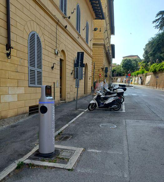 A Siena colonnine Enel X 