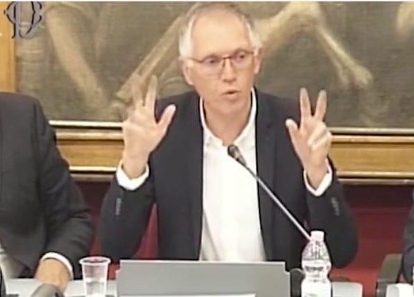tutti contro Tavares