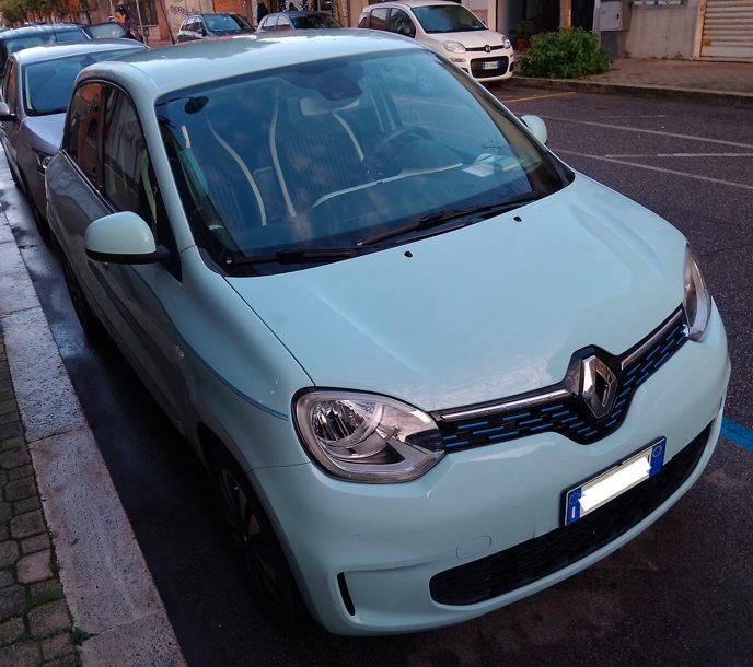 Twingo con 30 mila