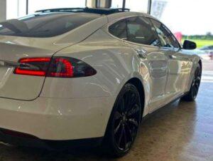 Ricaricare le Model S 
