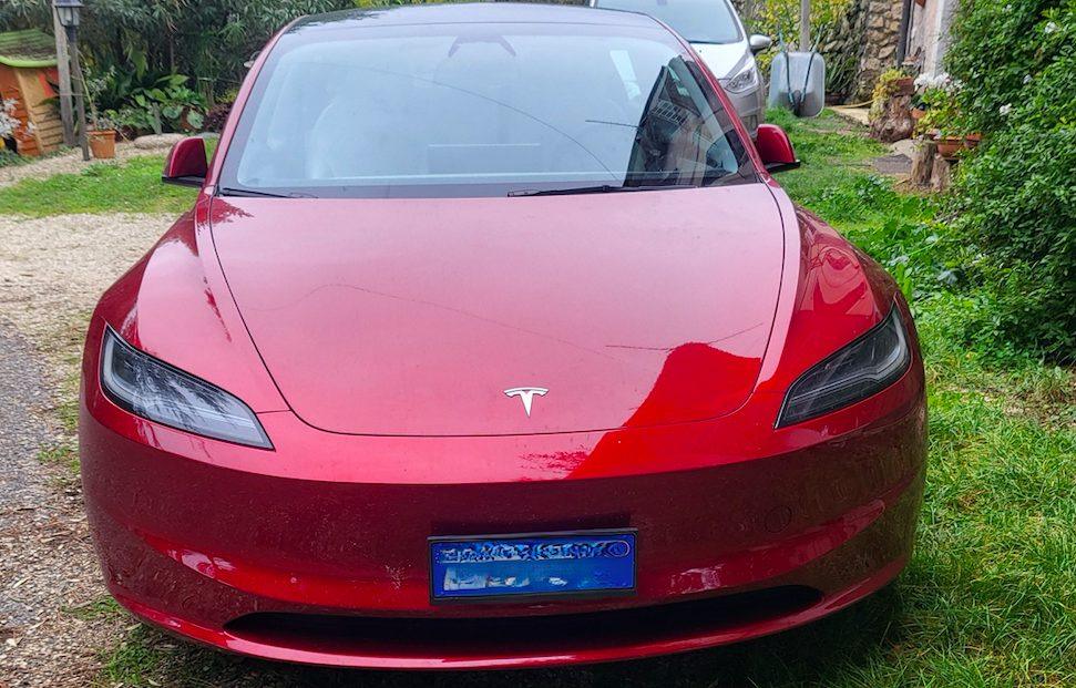 tesla Model 3 seminuova