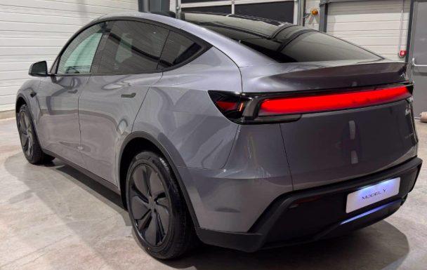 Model Y nuova versione