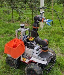 robot agricolo