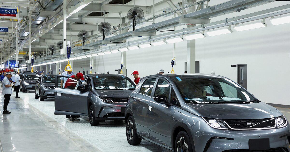 auto elettriche al collaudo cina