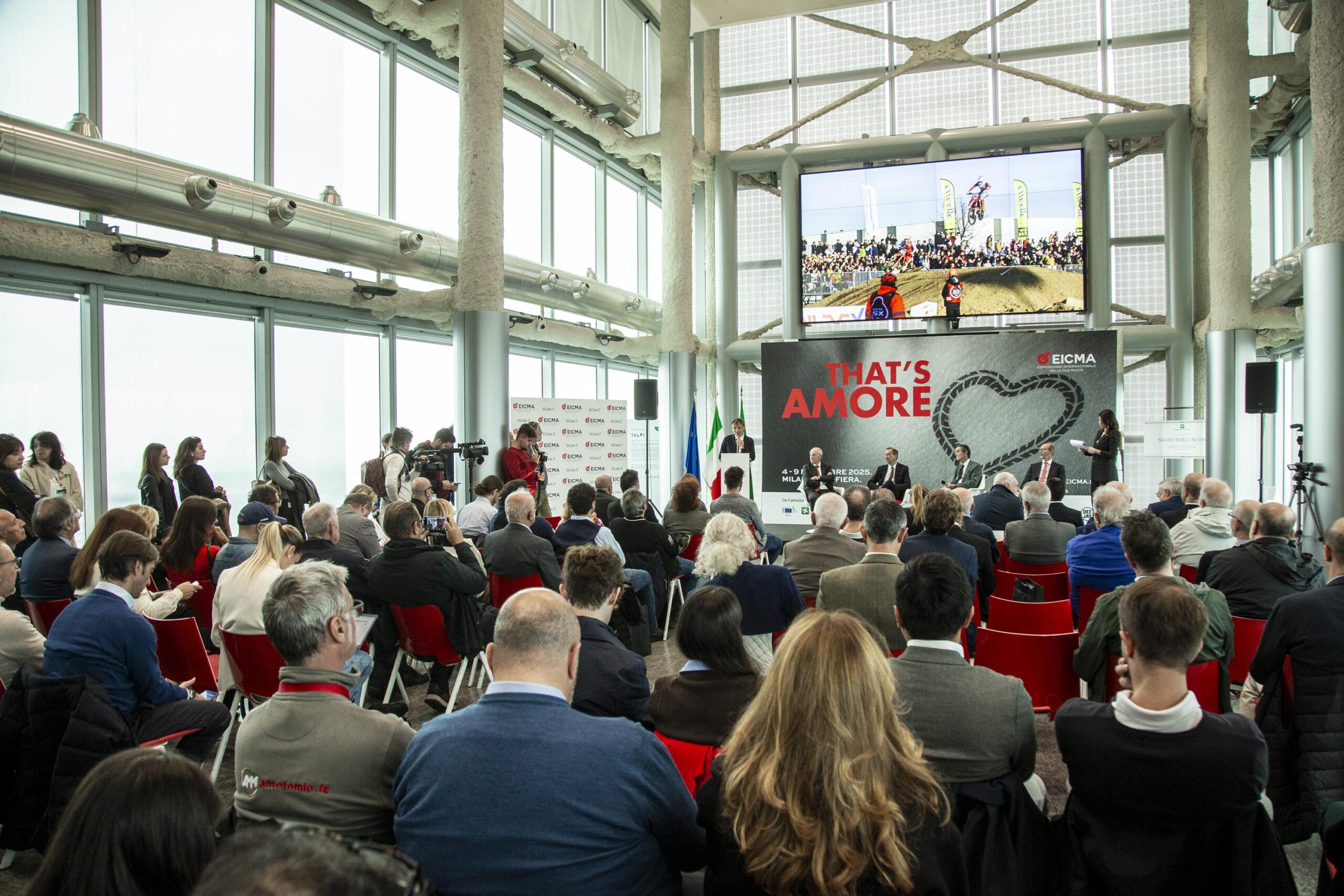 La conferenza stampa di presentazione dell'edizione 2025 di EICMA EICMA 2025 celebra l’amore per le due ruote e l’evoluzione elettrica della mobilità, dal 4 al 9 novembre a Fiera Milano Rho.
