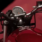 Maeving ha finalmente presentato la RM2, moto elettrica dallo stile retrò con sella in gradi di ospitare pilota e passeggero