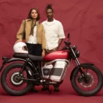 Maeving ha finalmente presentato la RM2, moto elettrica dallo stile retrò con sella in gradi di ospitare pilota e passeggero