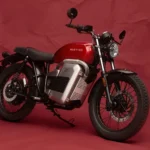 Maeving ha finalmente presentato la RM2, moto elettrica dallo stile retrò con sella in gradi di ospitare pilota e passeggero