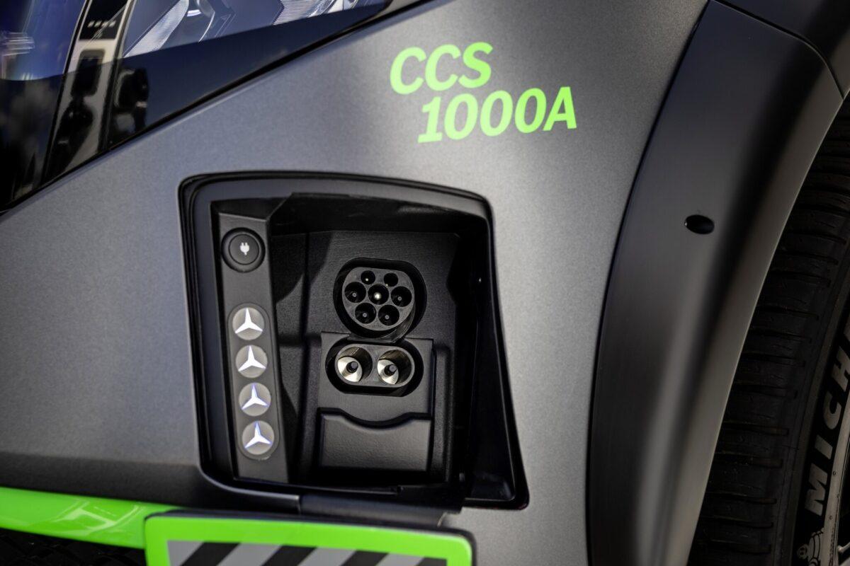 Mercedes ELF, il van-laboratorio per la ricarica del futuro