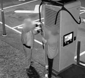 Colonnine sorvegliate colonnine imprigionate