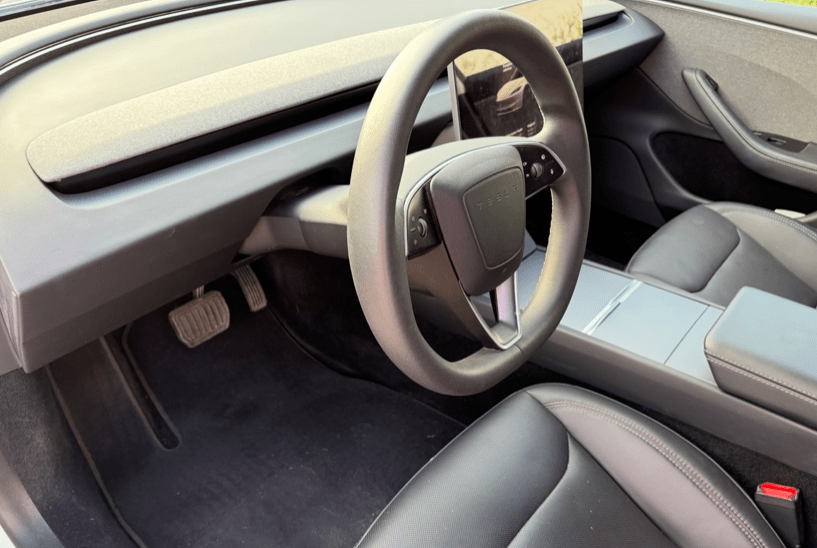 Tesla Model 3 RWD