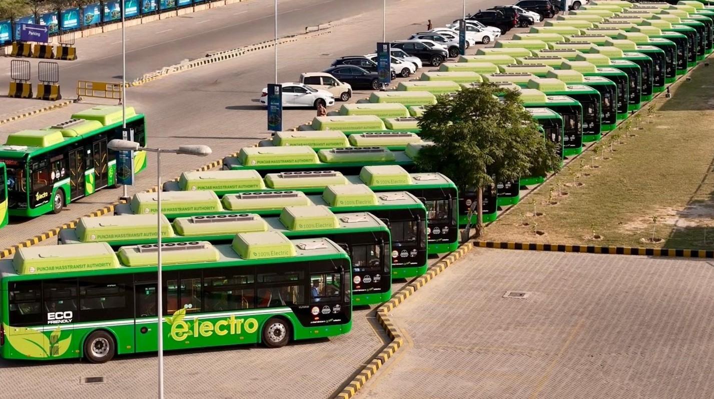 Autobus elettrici mezzi da lavoro bus