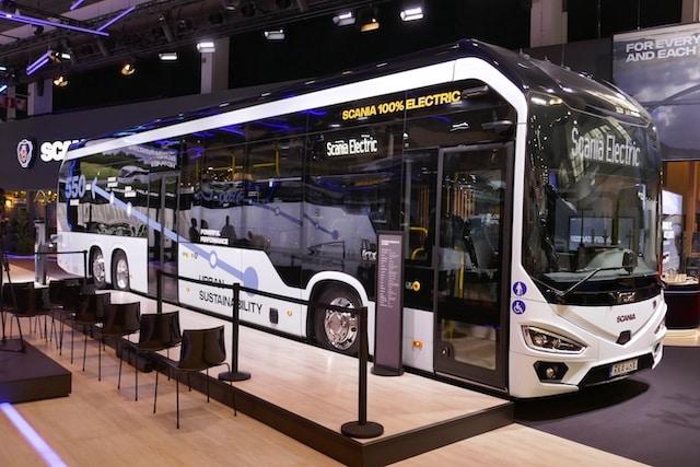 Autobus elettrico di Scania al Busworld Europe 2025 scania