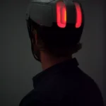 Sono sempre più smart e connessi. I nuovo caschi eBike sono un concentrato di tecnologie e anche il concetto di protezione sta cambiando.