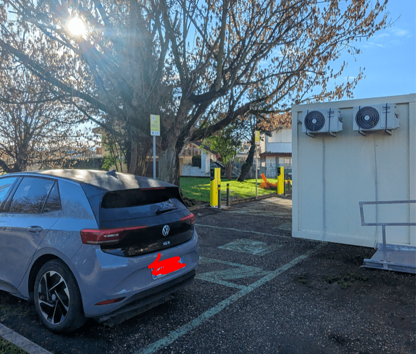 le colonnine alle Poste