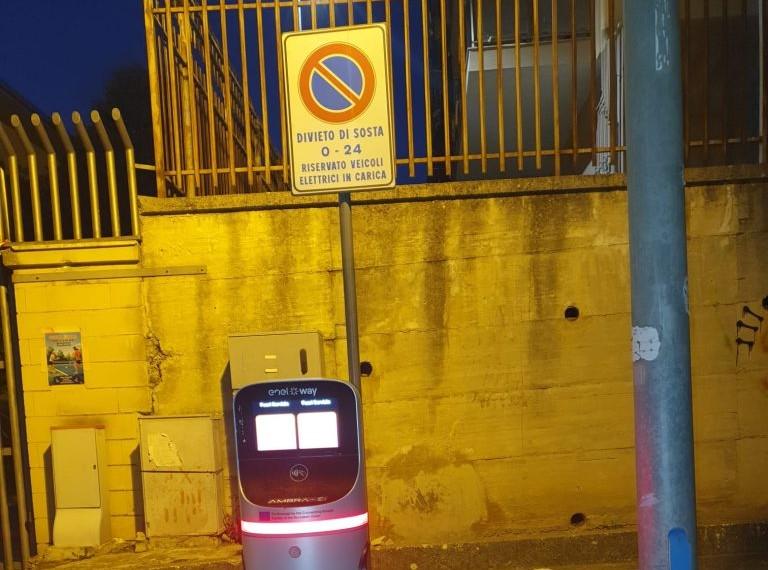 colonnina elettrica colonnina