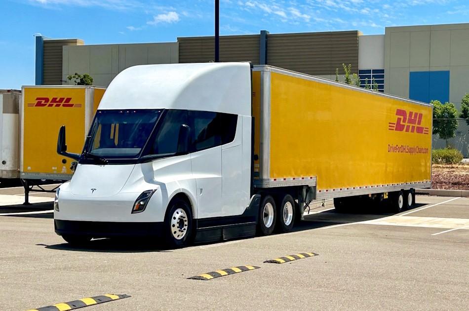 tesla semi