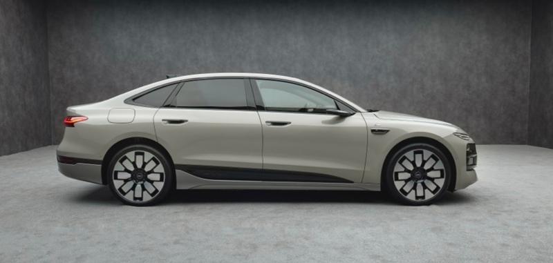 Un concessionario Audi a Wuhan