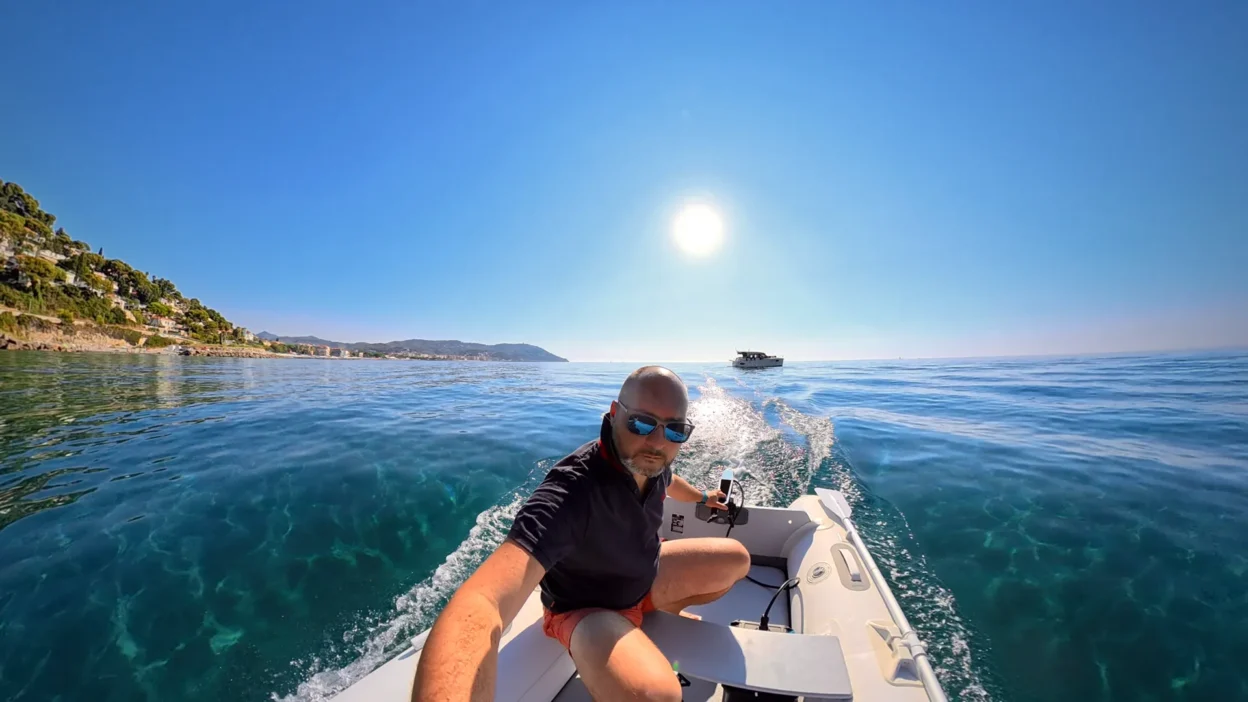 Boatee fuoribordo elettrico